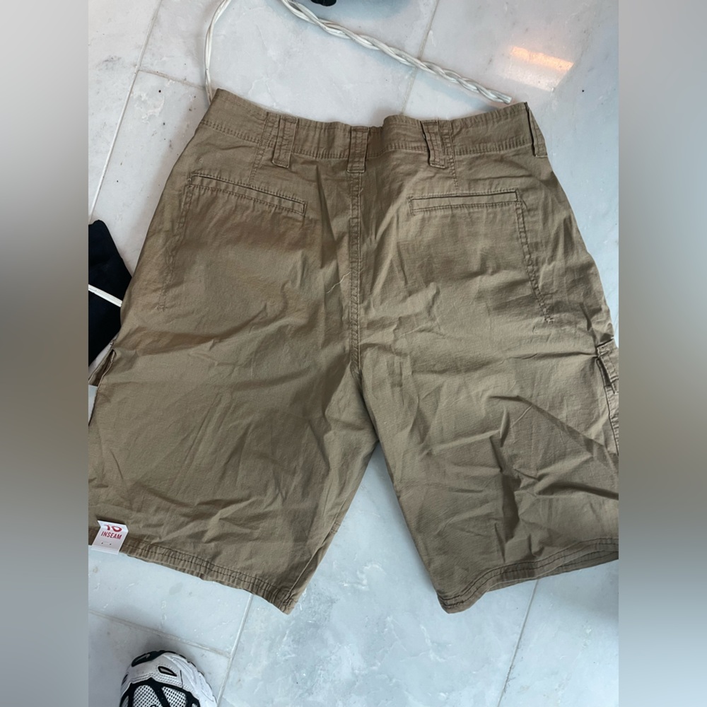 Wrangler Men's Cargo Shorts in Tan